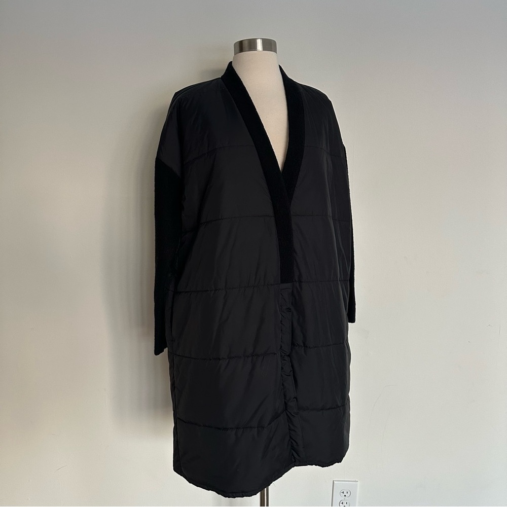 Eileen Fisher Black Puffer Jacket 100% Wool Sleeves Sz M